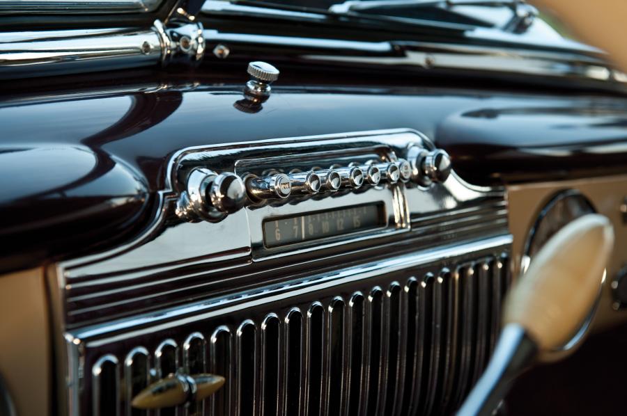  Cadillac Series 62 Convertible Coupe 1947 года  (фото 7 из 32)
